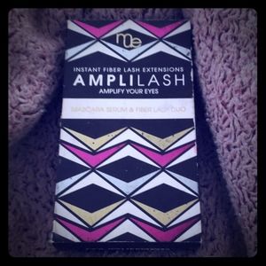 Amplilash    muelifestyle